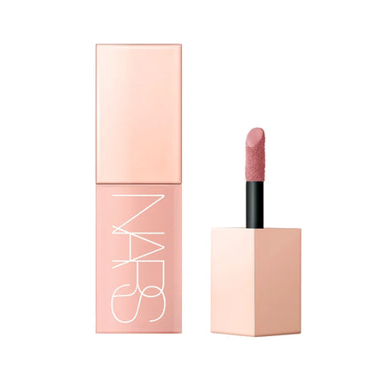 Hydrating Liquid Blush – Lightweight, Buildable & Long-Lasting Glow