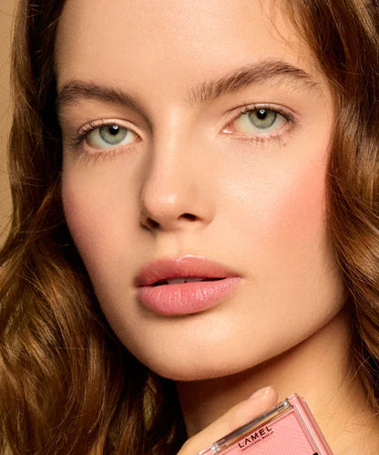 Blush cheek colour 402 Rouge